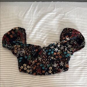 Red and Blue Floral Crop Top with Puffed Sleeves